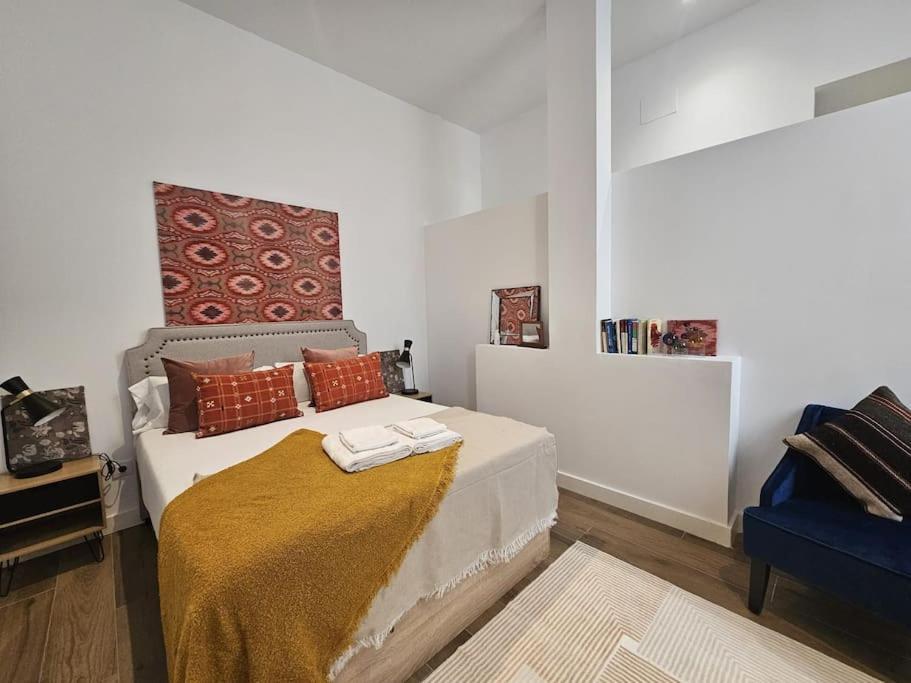 The Gabriels Con Terraza Apartment Madrid Exterior photo
